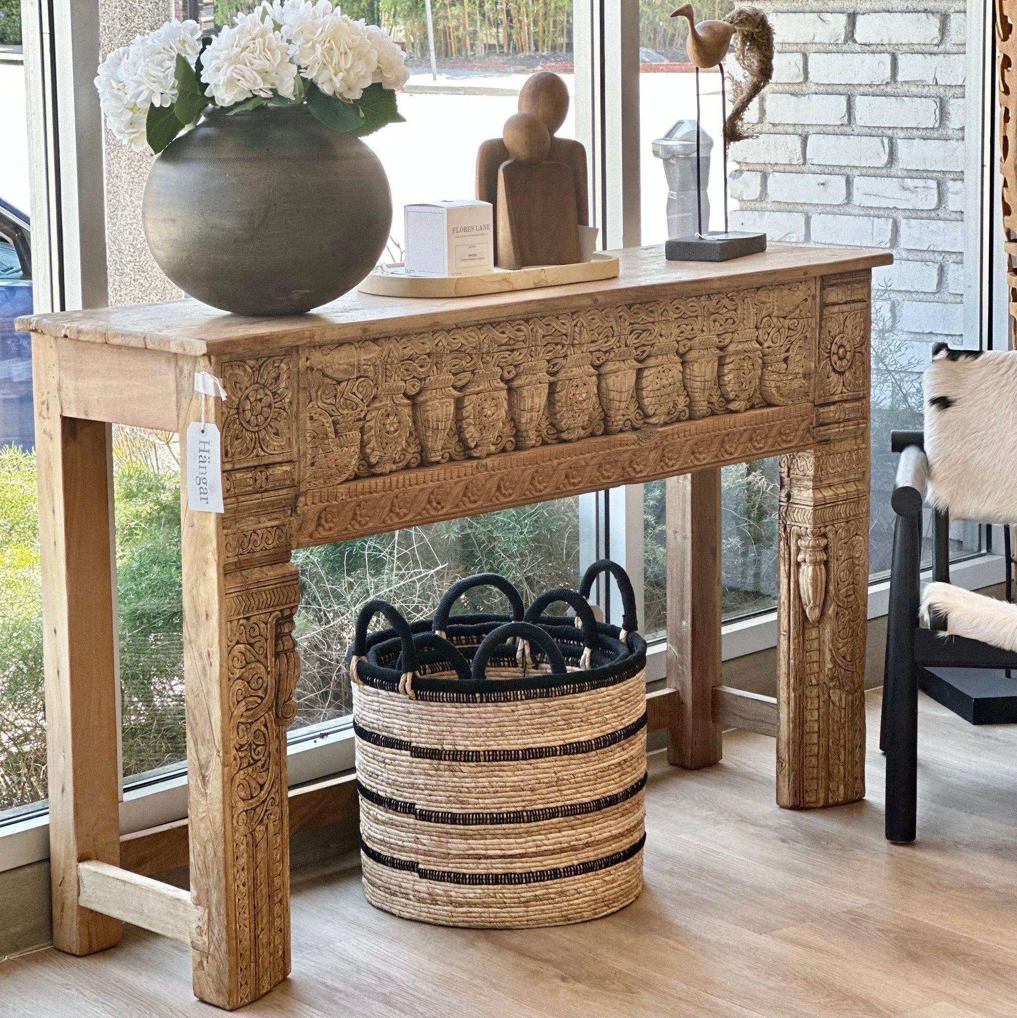 Console (BE133), Baskets (71028-natl)