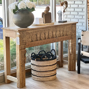 Console (BE133), Baskets (71028-natl)