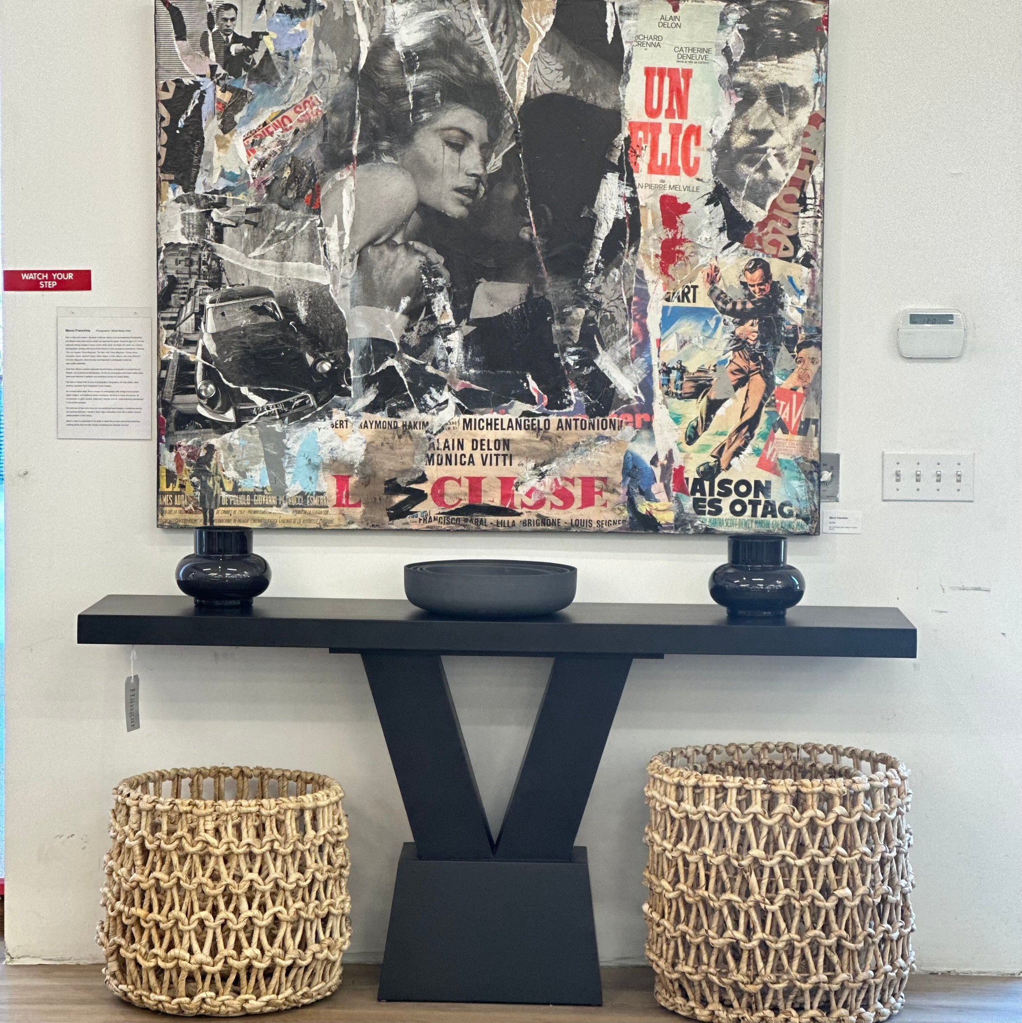 Console (1000049-blck), Baskets (TSD8006), Original Art