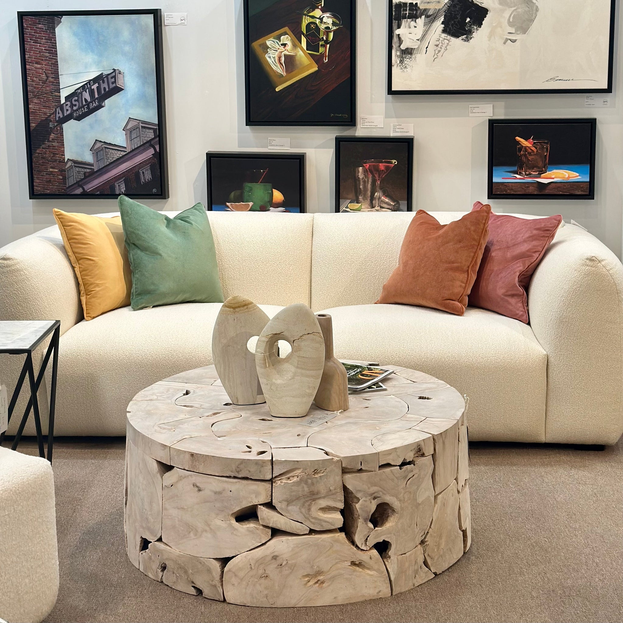 Sofa (79010-CREM), Coffee table (IT8412B)