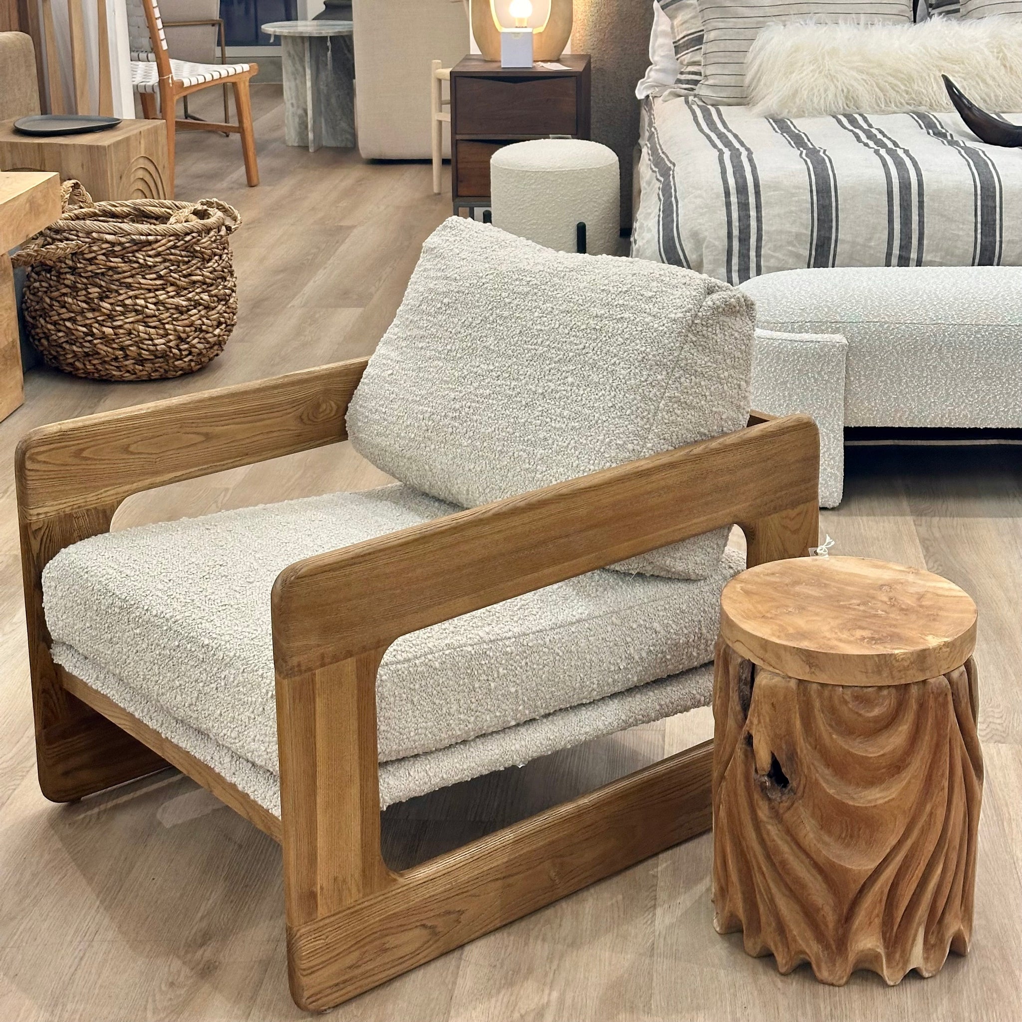 Occasional chair (34071-brch), End table (22037-natl)