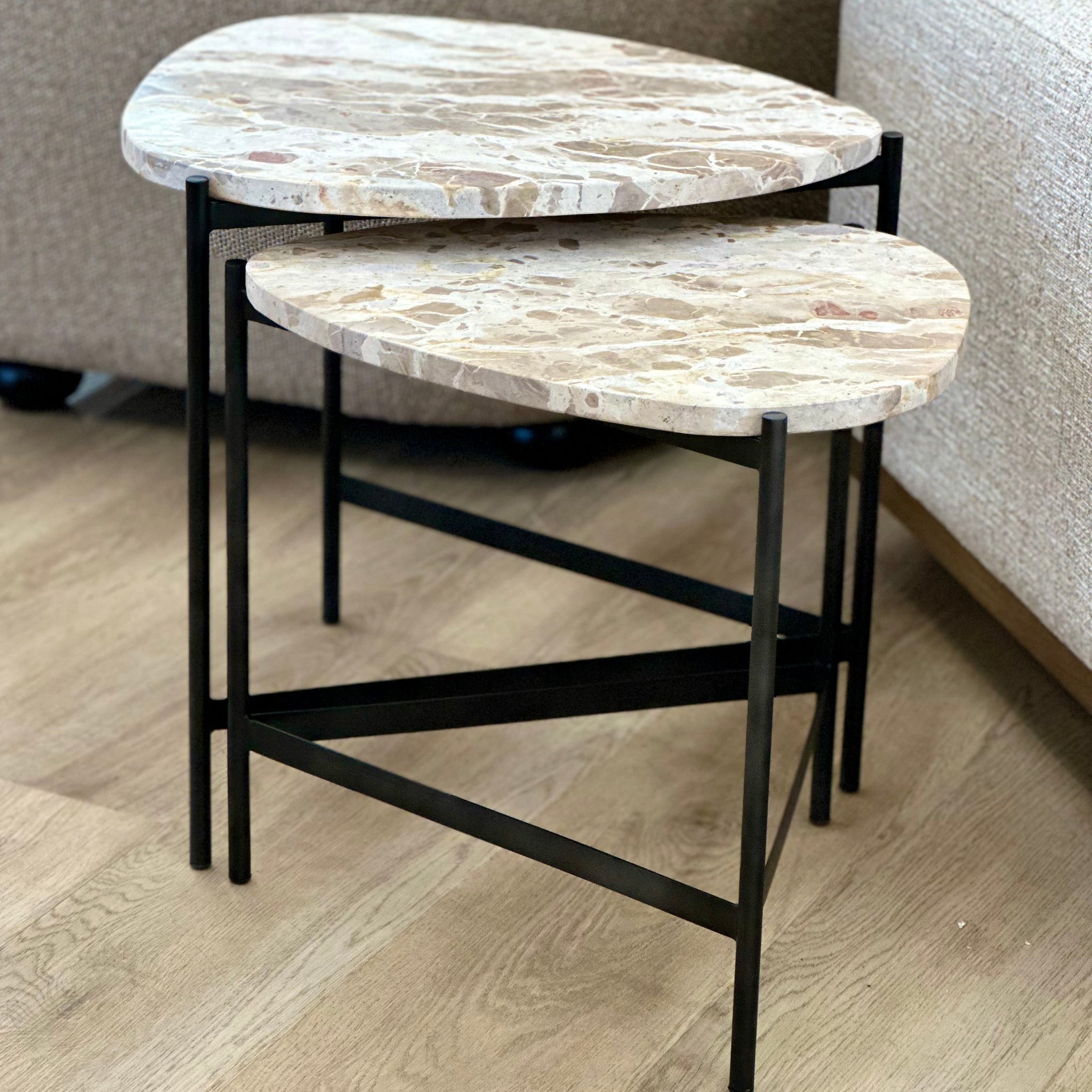 Nesting end tables (40035-natl)